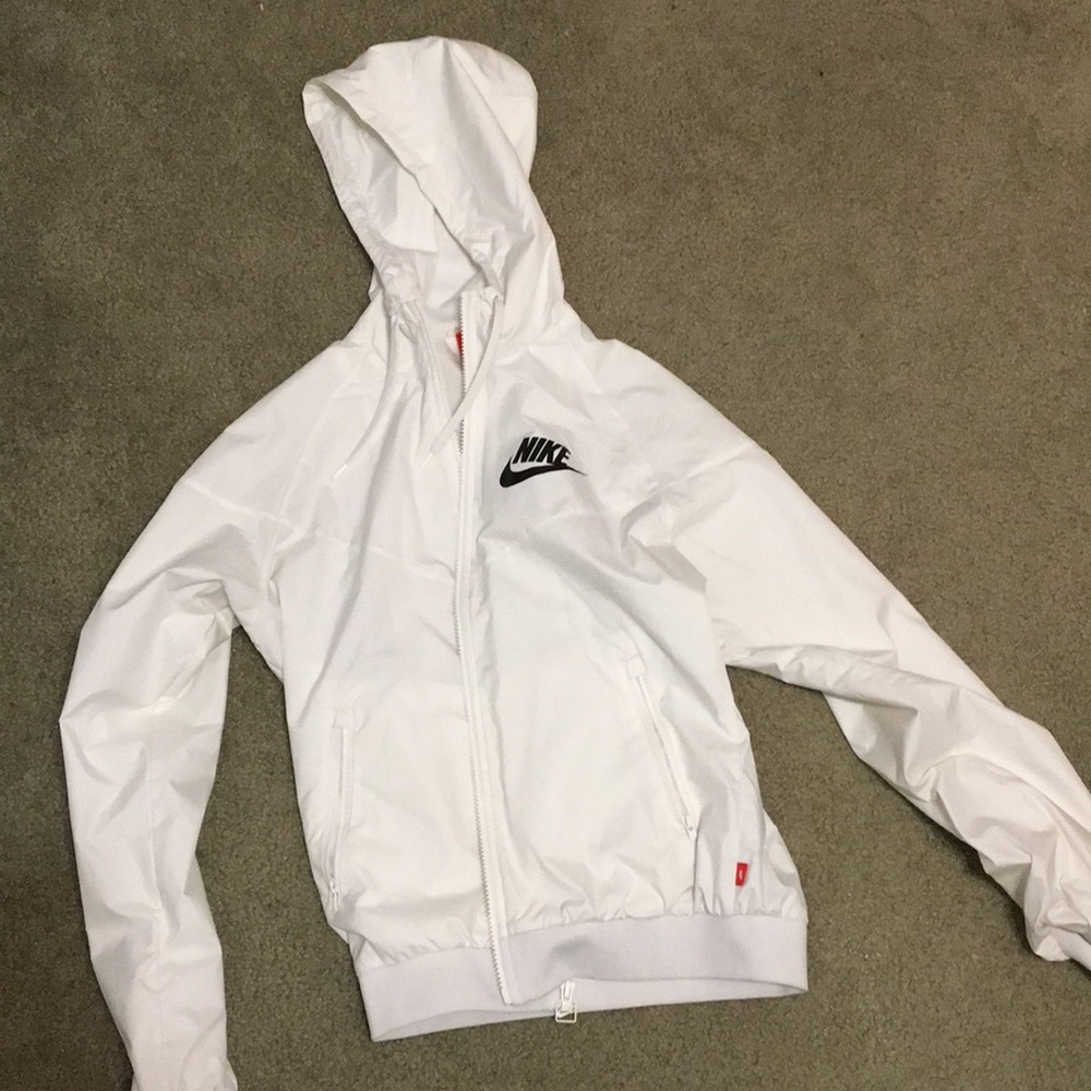 Nike wind breaker